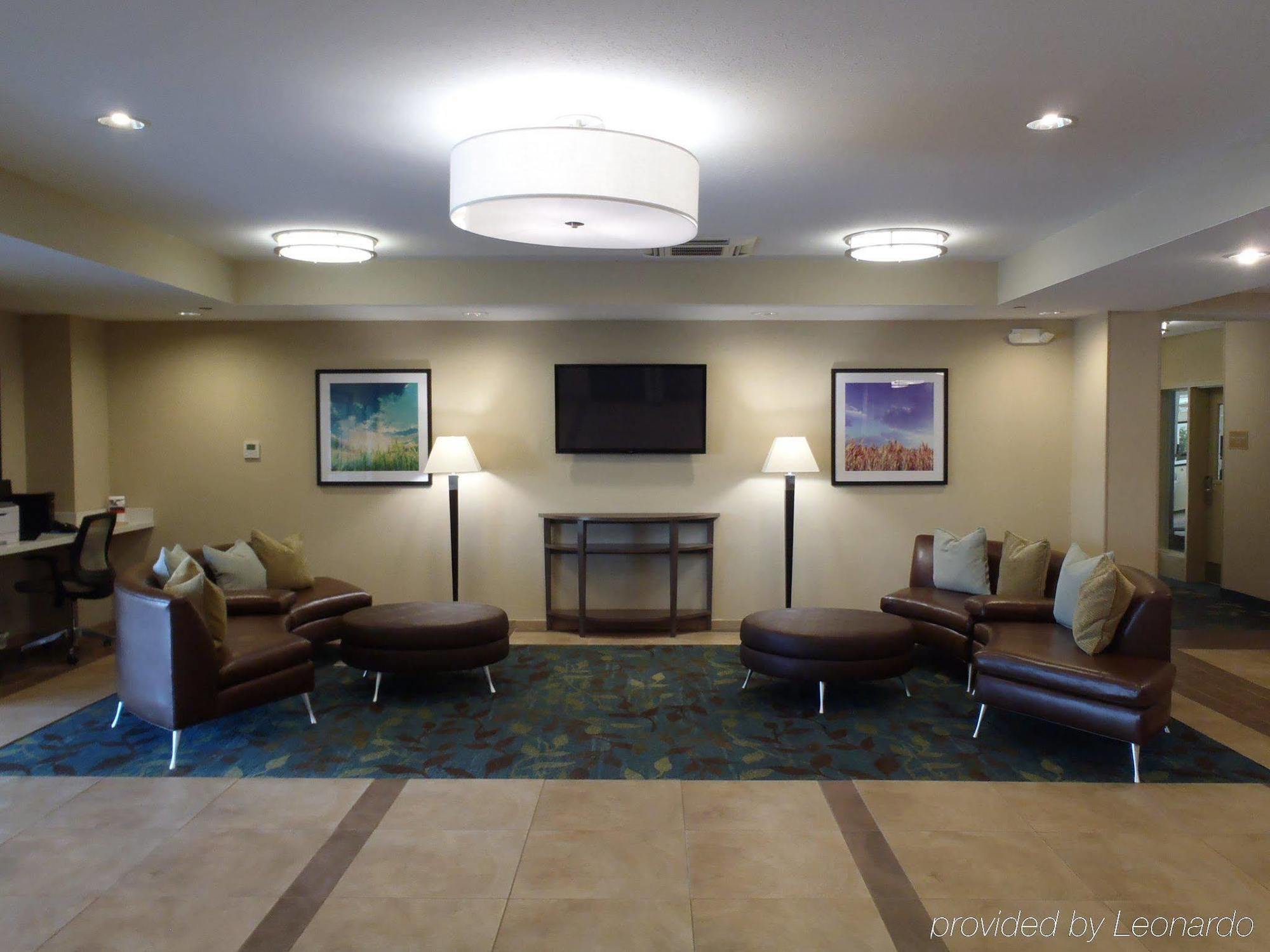 Candlewood Suites Mishawaka By Ihg Exterior photo