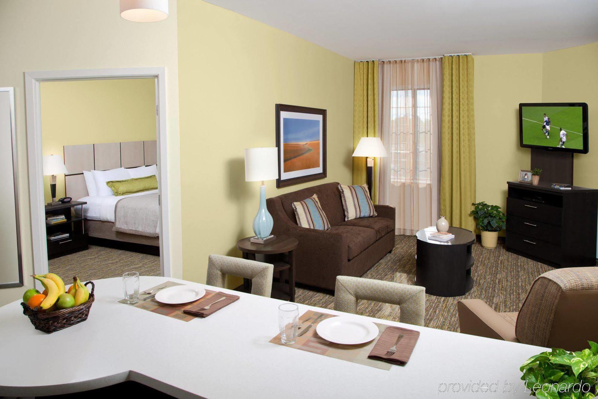 Candlewood Suites Mishawaka By Ihg Exterior photo