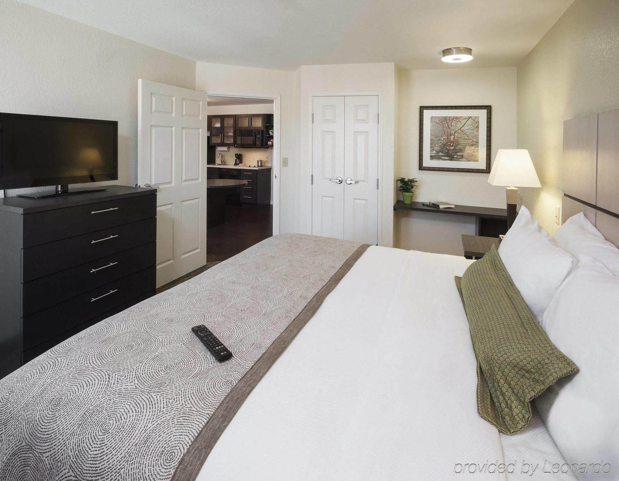 Candlewood Suites Mishawaka By Ihg Exterior photo